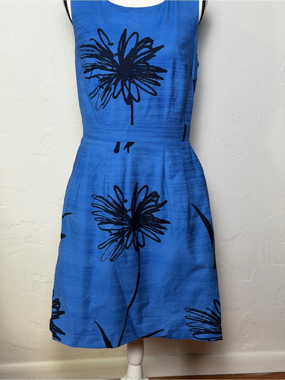 Boden Royal Blue Floral Midi Dress with Black Print- perfect size 8 - Picture 5 of 16